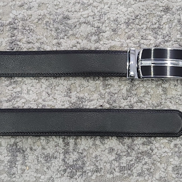 Mens Leather Ratchet belt 1 3/8 inch ,micro adjustable - Picture 4 of 8